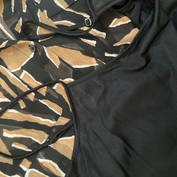 DKNY Women's Printed Button-Front Long-Sleeve Shirt - Picture 7 of 9